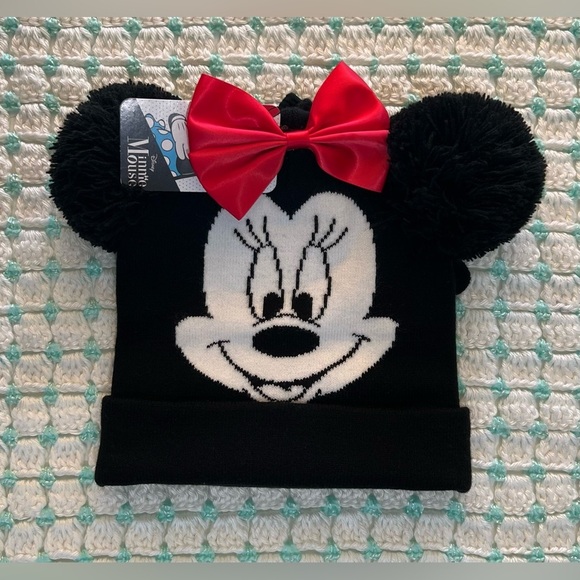 Disney Other - Disney Minnie Mouse Black Hat and Gloves Set